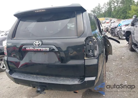 2017 Toyota 4Runner Sr5 z USA, uszkodzony, nr VIN JTEBU5JRXH5412668